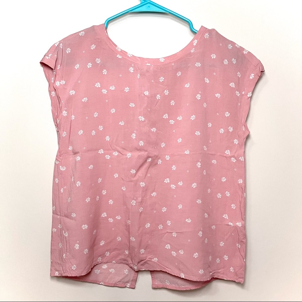 2 for $20 Abercrombie Floral Square Top